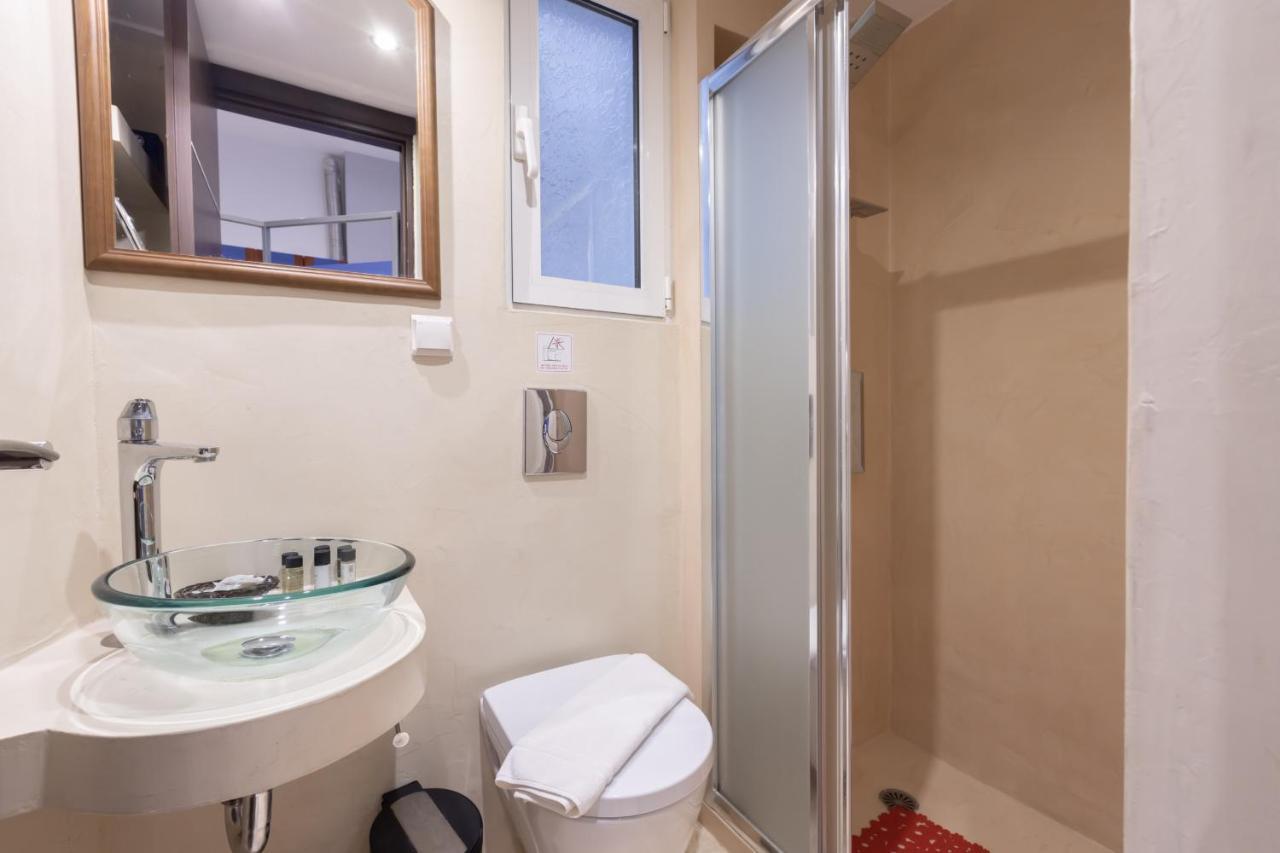 Ideal 4 Bdr Apartment In Plaka For 10! Atina Dış mekan fotoğraf