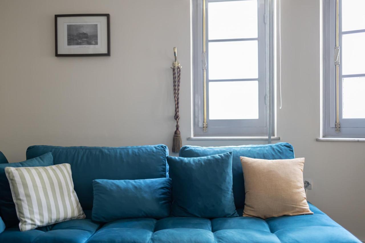 Ideal 4 Bdr Apartment In Plaka For 10! Atina Dış mekan fotoğraf