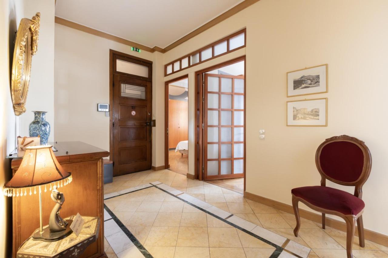 Ideal 4 Bdr Apartment In Plaka For 10! Atina Dış mekan fotoğraf