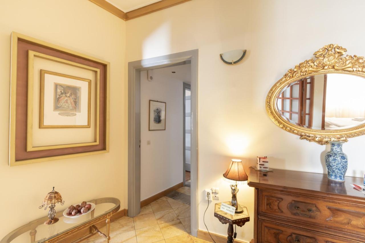 Ideal 4 Bdr Apartment In Plaka For 10! Atina Dış mekan fotoğraf